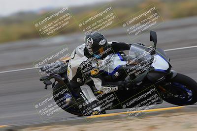 media/Jan-14-2023-SoCal Trackdays (Sat) [[497694156f]]/Turn 11 Inside (950am)/